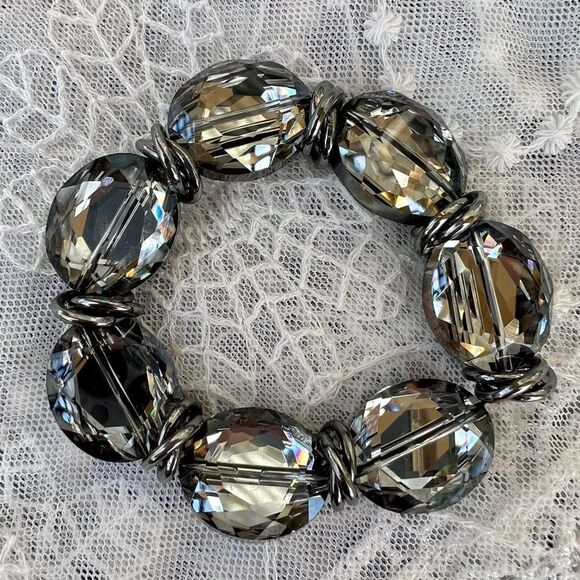 Fun Chunky Mirror Bead Stretch Bracelet - Picture 2 of 7